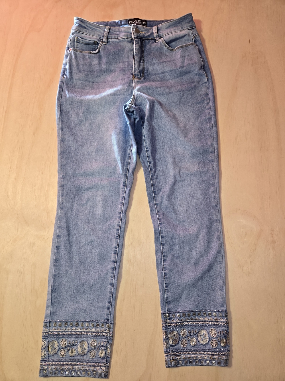 Frank Lyman Montreal Embellished Cuff Cropped Jeans Mid Wash Size M
